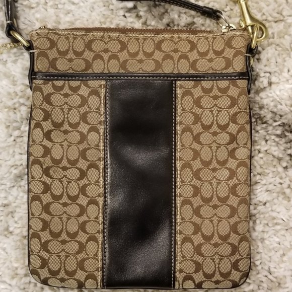 Coach Messenger Crossbody Bag - Picture 3 of 5
